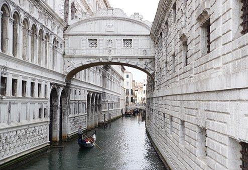 Top 5 Hidden Gems In Venice